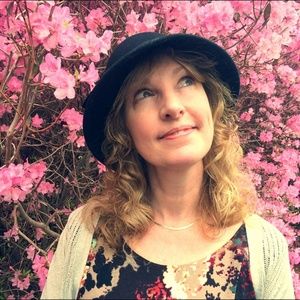 Meet your Posher, Annie